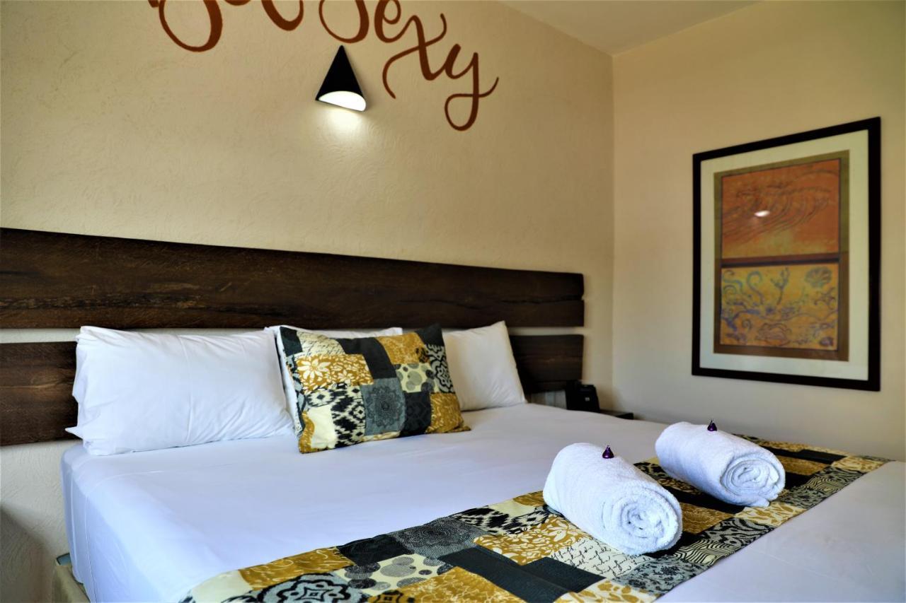 Hotel 12 Bees By Kavia بلايا ديل كارمن المظهر الخارجي الصورة