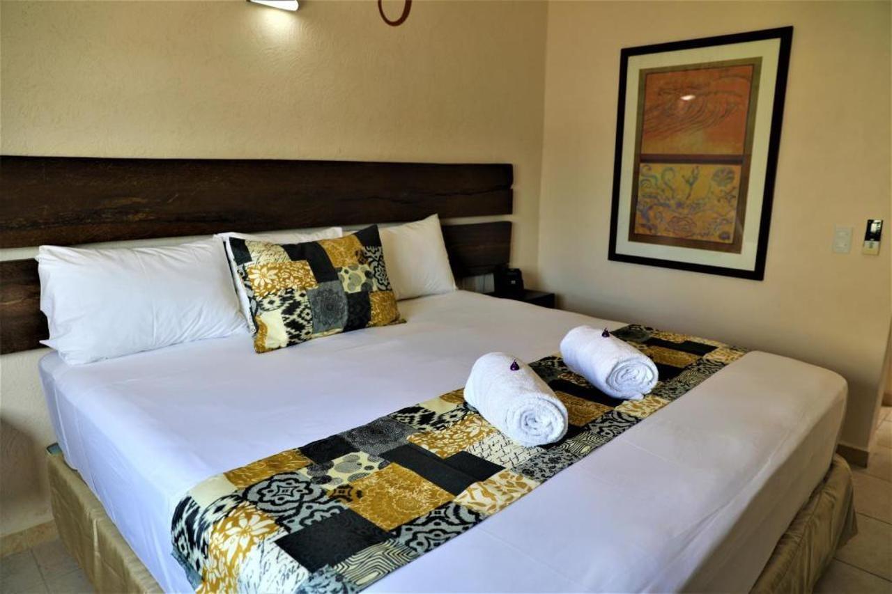Hotel 12 Bees By Kavia بلايا ديل كارمن المظهر الخارجي الصورة